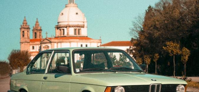 silver mercedes benz c class